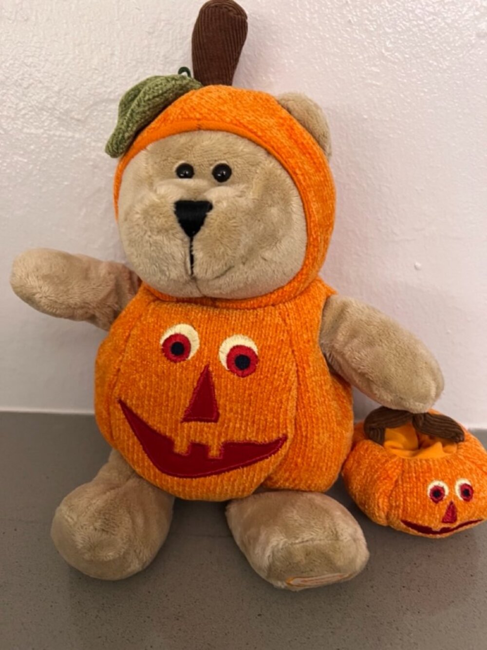 2008 Starbucks Bearista Bear (77th Edition) Pumpkin Bear